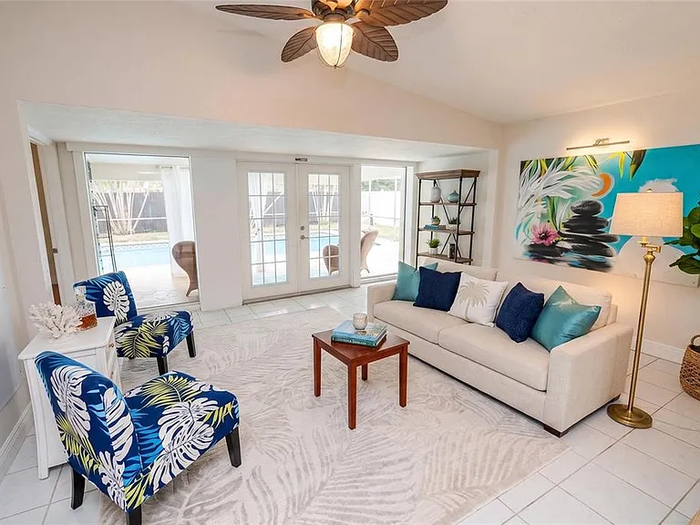 3641 Stokes Dr — Photo 2