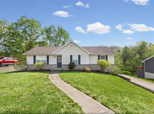 49 Alta St, Glen Carbon, IL 62034