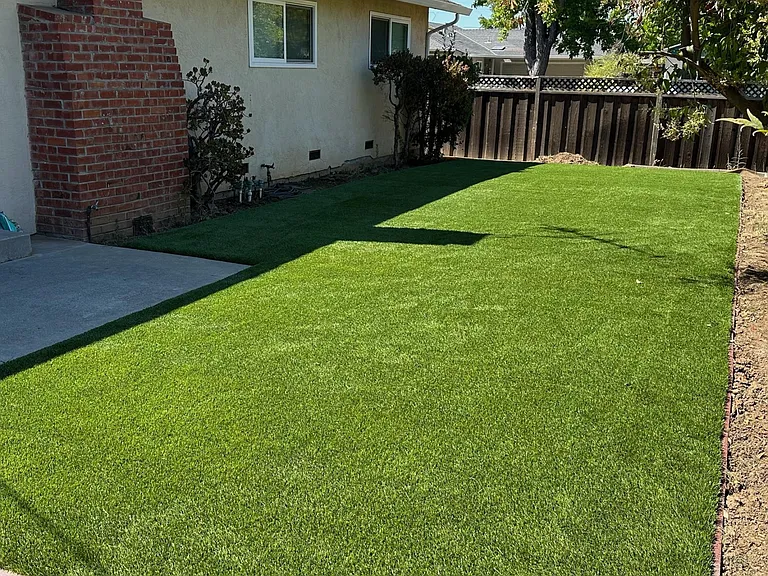 1548 Heron Ave — Photo 2