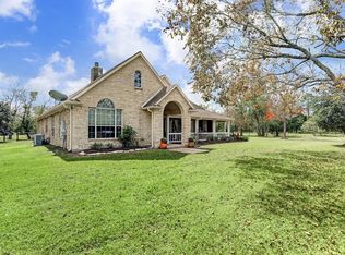 2138 County Road 57, Rosharon, TX 77583