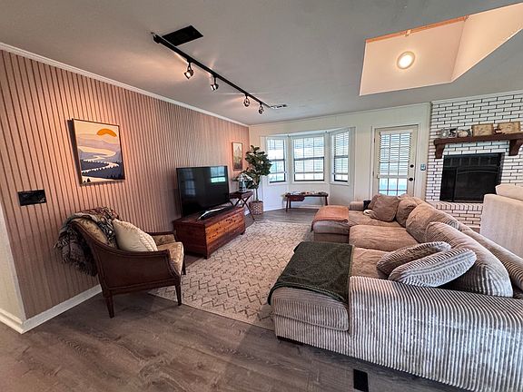 4th image of 2501 Bethlehem Rd