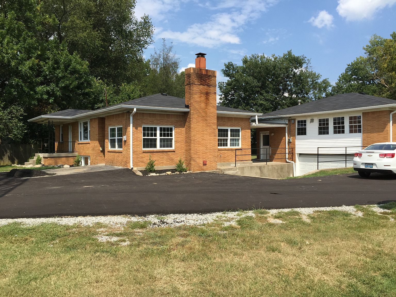 6017 Upper Hunters Trce, Louisville, KY 40216 Zillow