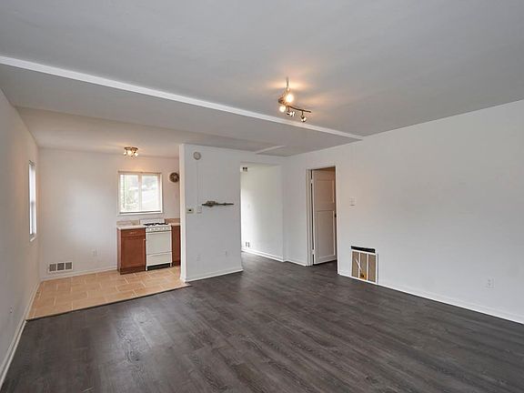 2nd image of 4778 S Capitol Ter SW Unit C