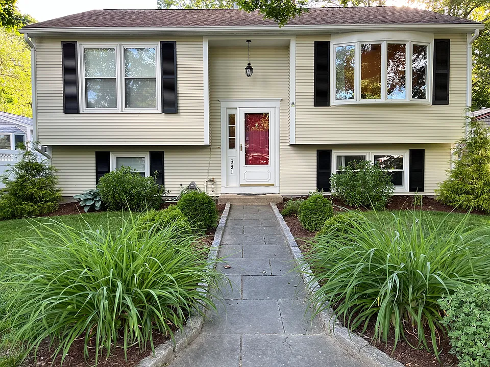 331 Beachwood Dr