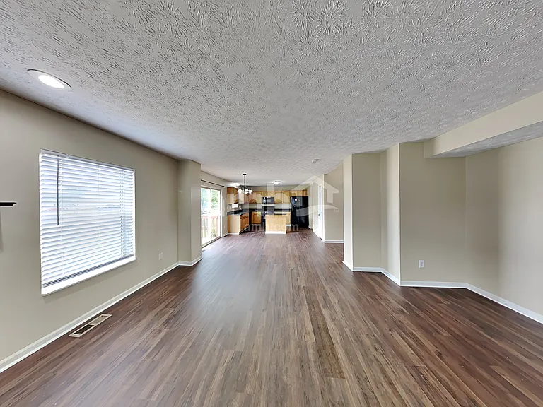 9255 Ruston Ln — Photo 9