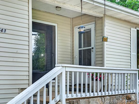 3rd image of 1041 Ha Ha Tonka Rd