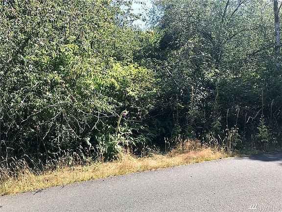 5th image of 926 Gunderson Ave SE