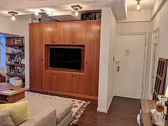 Rented by Sohn Real Estate Corp