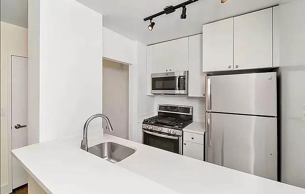 Rented by REAL New York | media 4