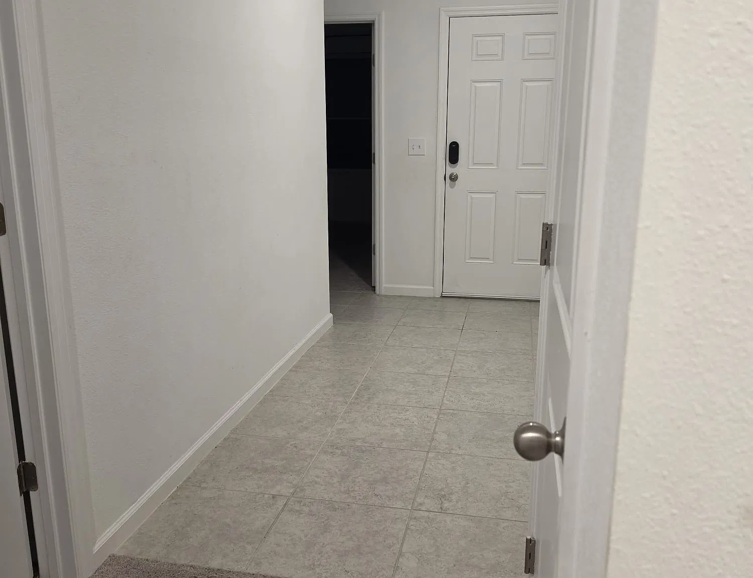 3 bed, 1769 sqft, $2,000 — Photo 3