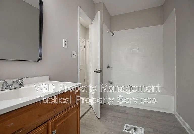 9911 Olivet Ave #1 — Photo 20