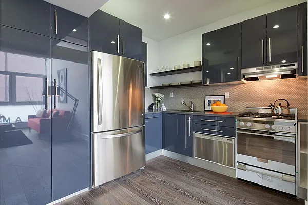 Sold by aptsandlofts.com | media 47