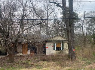 2712 Hillside Dr, Jackson, MS 39204