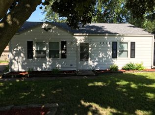7215 Volquardsen Ave, Davenport, IA