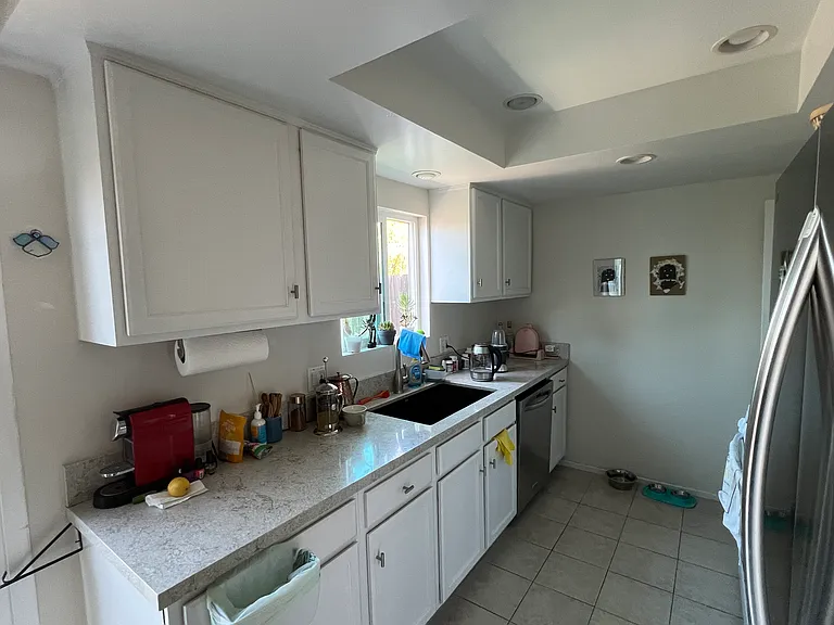 Kitchen, recently renovated