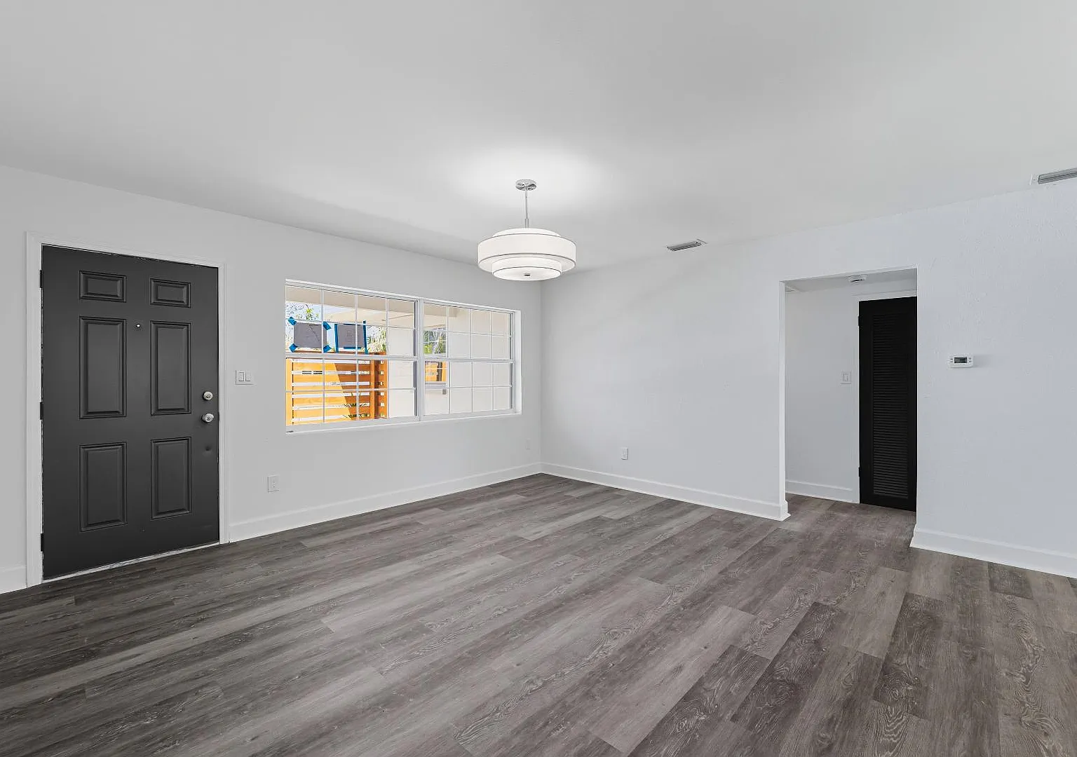 2491 Coronado Way — Photo 4