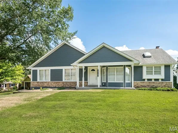 308 Booth Bay Ct, Saint Charles, MO 63304
