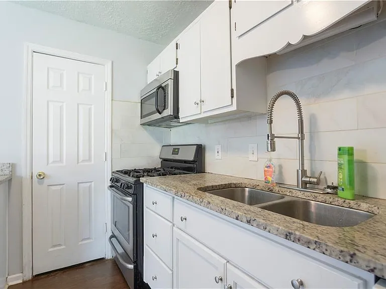 1441 Springleaf Cir SE — Photo 8