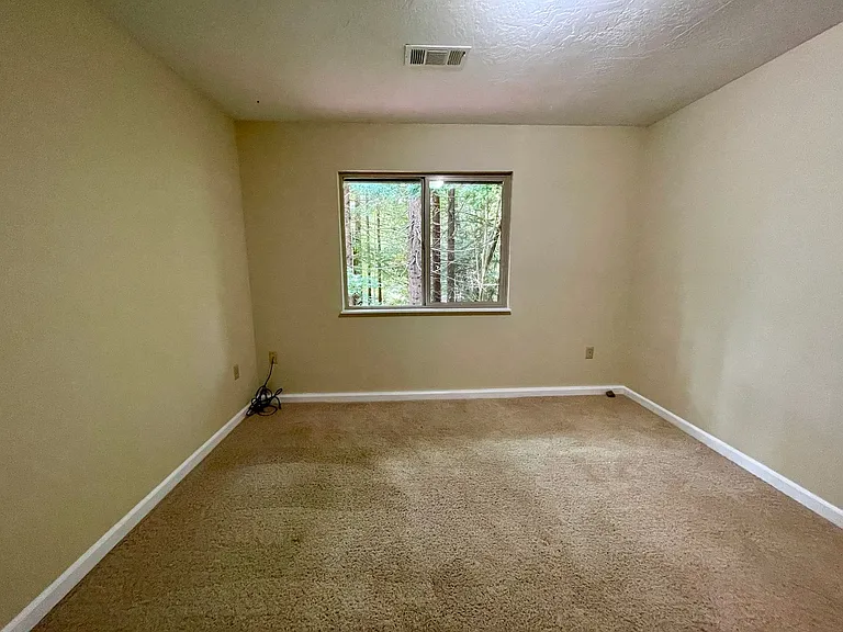 2485 Sonnenfelt Rd — Photo 37