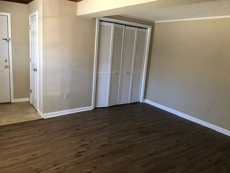 623 N Gloster St #315 — Photo 10