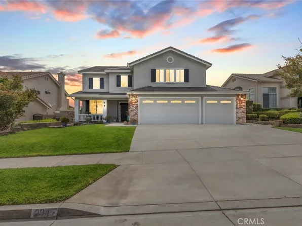 2945 Bavaria Dr, Corona, CA 92881