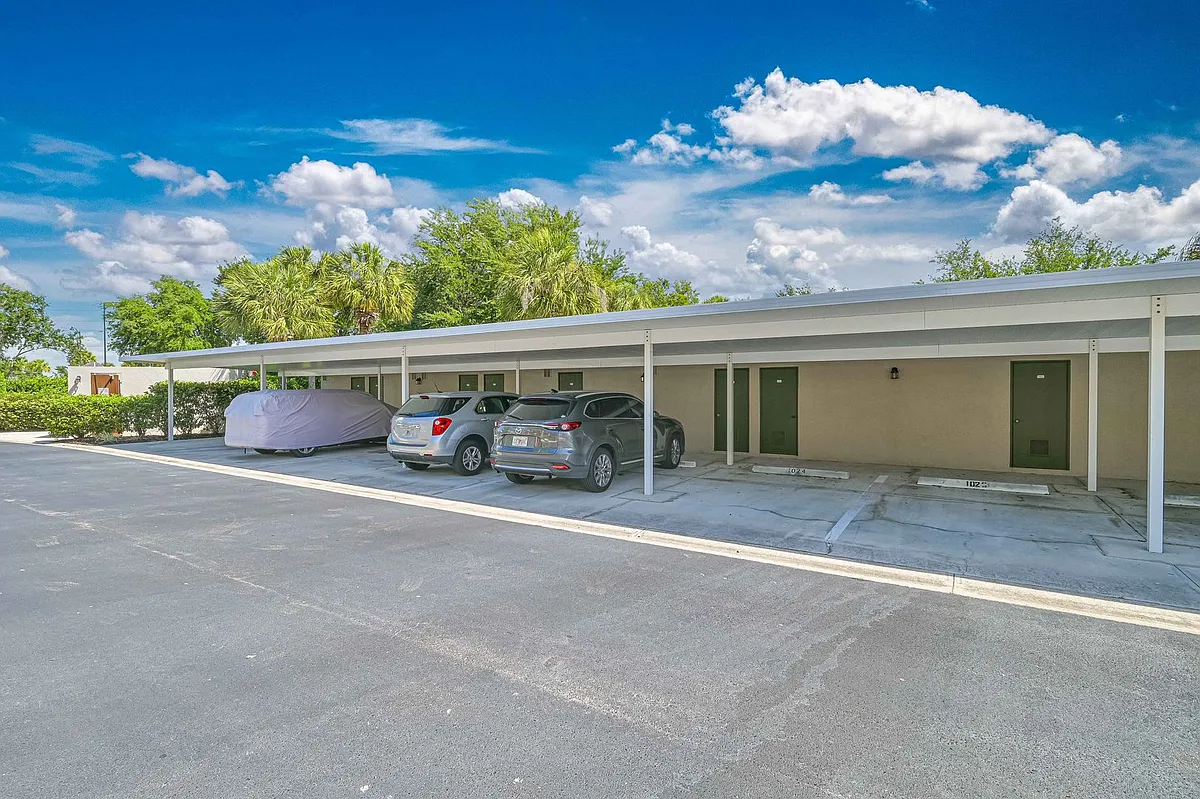 Building Photo - 19960 Barletta Ln #1024