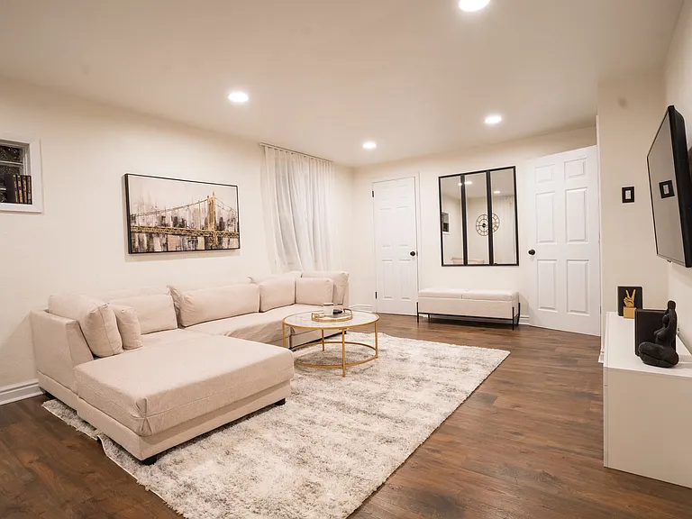 29 McKelvey Ave #2 — Photo 1