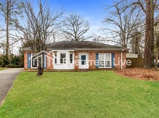 6611 E Cypress Ct, Montgomery, AL 36117