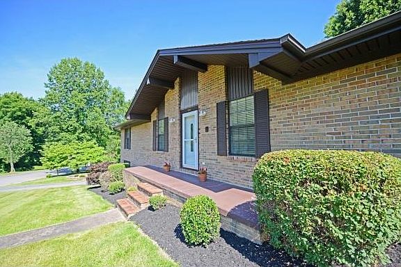 5th image of 1217 Tanglewood Dr