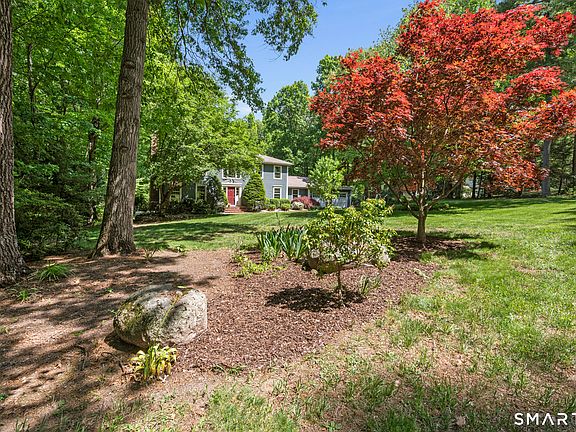 2nd image of 82 Beverly Drive