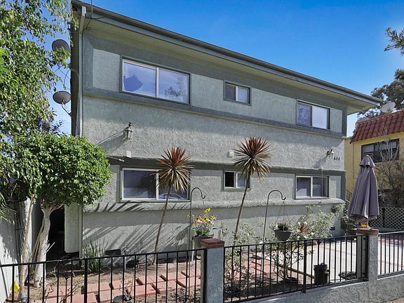 2nd image of 644 Pier Ave APT 2