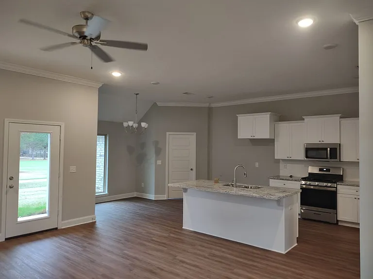 620 Westfield Dr — Photo 6