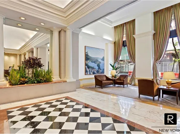 280 Park Avenue South image 1 of 3