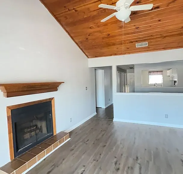2505 West Broad Street — Photo 13