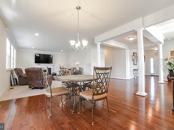 5th image of 23815 Dewberry Way