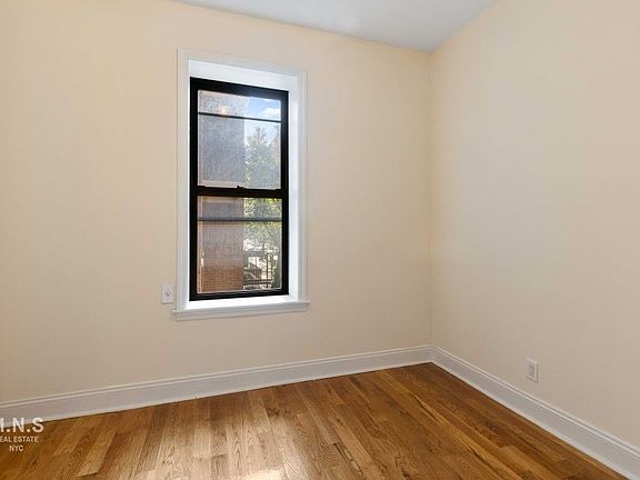 5th image of 201 E 30th St #A25