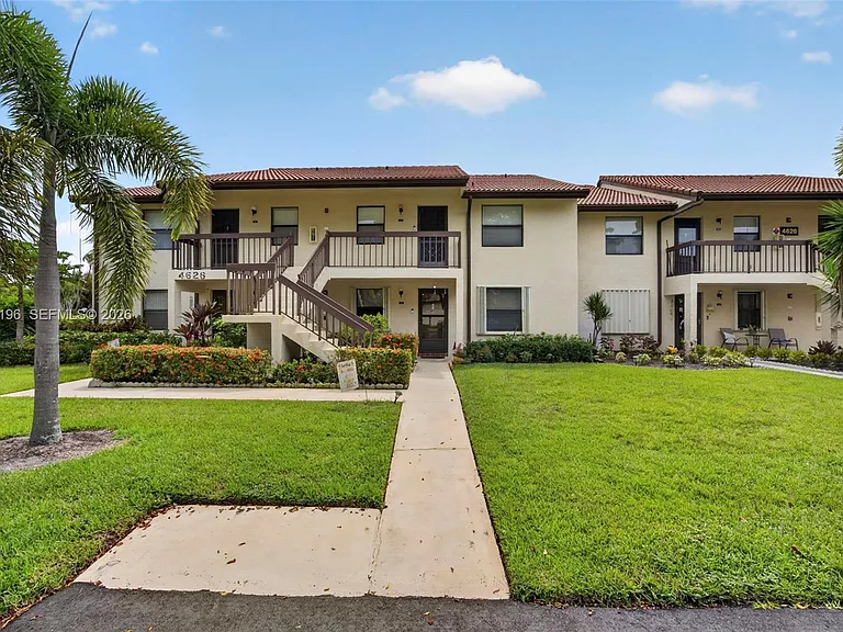 4626 Lucerne Lakes Blvd E #202 — Photo 1