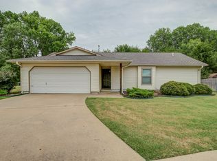 1513 N Narcissus Ave, Broken Arrow, OK 74012