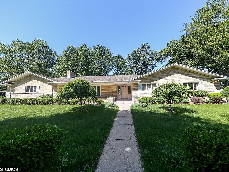 1st image of 133 Boyd Cir