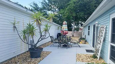 733 Villita Ln — Photo 18