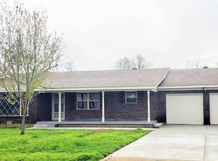 6105 Overlake Dr, Fort Worth, TX 76135