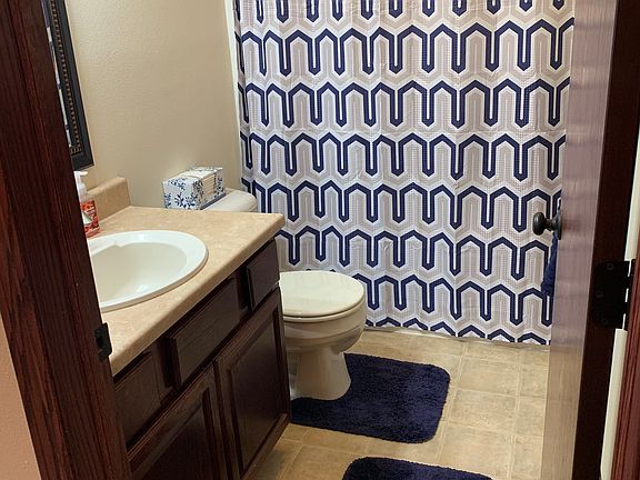 2nd image of 3417 Bush Ct