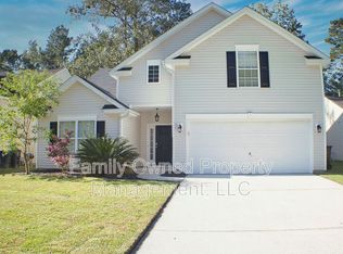 125 Moon Shadow Ln, Summerville, SC 29485