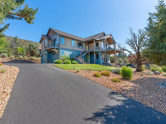 2nd image of 10792 Ironstone Ct