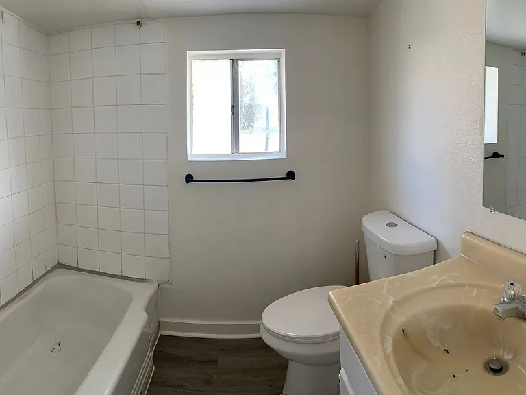 249 Idyllwild Dr — Photo 11