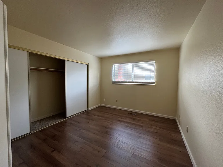 3445 Quincey Ln — Photo 14