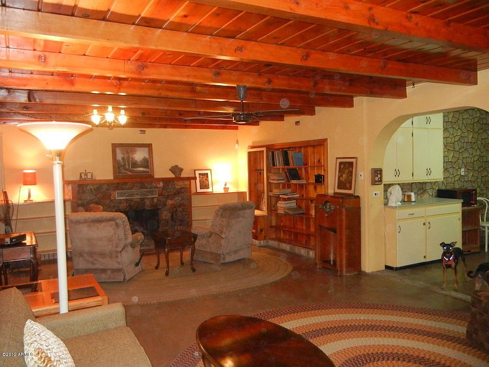 2nd image of 141 W Hu Esta Dr