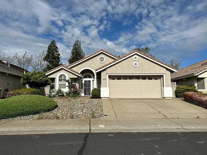 2 bed, 2.0 bath, 1334 sqft, $2,495 — Photo 1