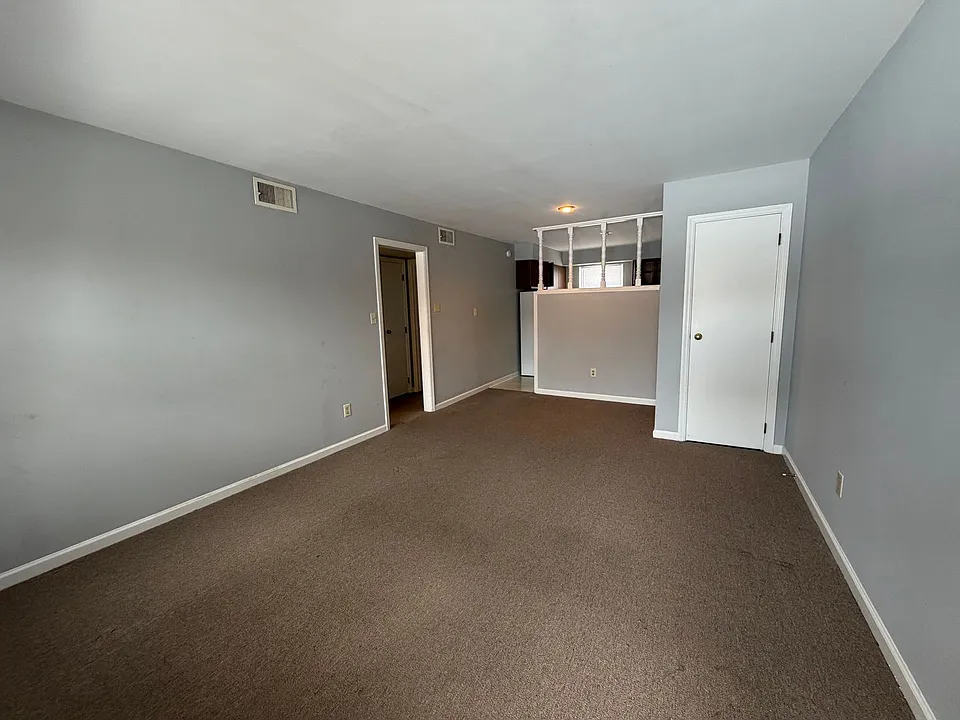 341 S Burns Ave