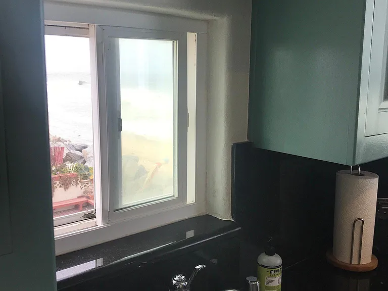 Ocean view while doing dishes!